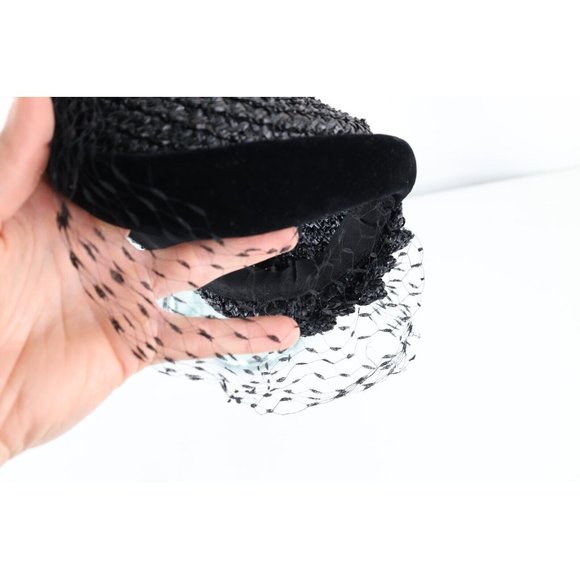 Vintage 50s Womens Size 23 Felt Wool Fishnet Lace Calot Hat Cap Black USA main image 4